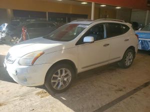 Nissan Rogue S 2.5L 4 2012