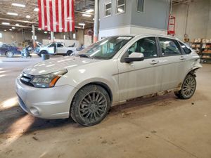 Ford Focus SES 2.0L 4 2010