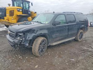 Chevrolet Suburban K1500 LT 5.3L 8 2011