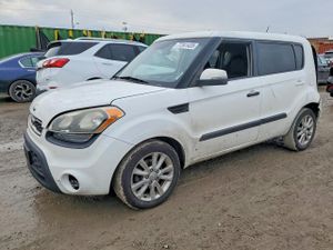 Kia Soul + 2.0L 4 2013