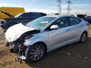 Hyundai Elantra SE 1.8L 4 2015