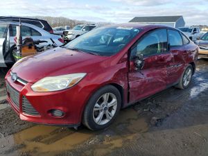Ford Focus SE 2.0L 4 2014