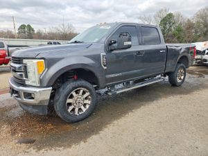Ford F-250 SUPER DUTY 6.7L 8 2017
