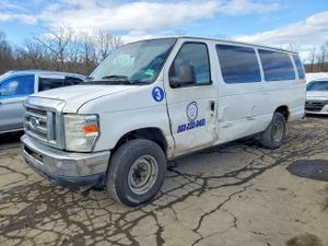Ford Econoline E350 SUPER DUTY WAGON 5.4L 8 2010