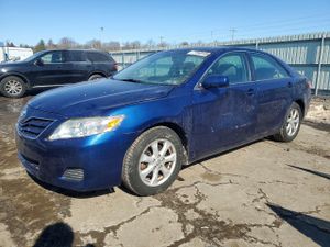 Toyota Camry BASE 2.5L 4 2011