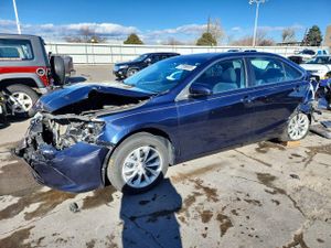 Toyota Camry LE 2.5L 4 2015
