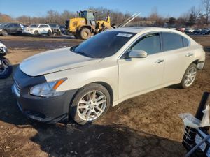 Nissan Maxima S 3.5L 6 2010