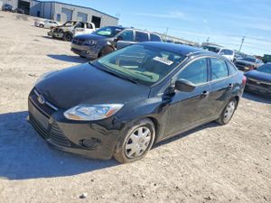 Ford Focus S 2.0L 4 2013
