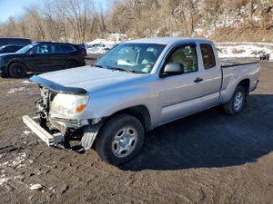 Toyota Tacoma 2.7L 4 2005