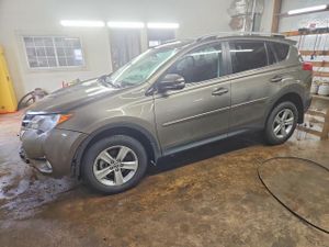 Toyota Rav4 XLE 2.5L 4 2015