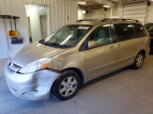 Toyota Sienna XLE 3.5L 6 2007