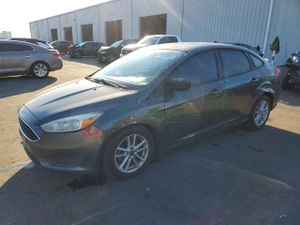 Ford Focus SE 2.0L 4 2015