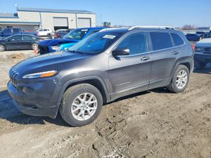 Jeep Cherokee LATITUDE 2.4L 4 2015