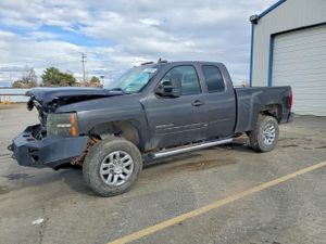 Chevrolet Silverado 1500 6.6L 8 2011