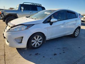 Ford Fiesta SE 1.6L 4 2012