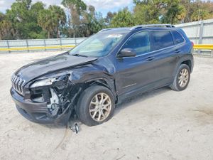 Jeep Cherokee LATITUDE 2.4L 4 2015