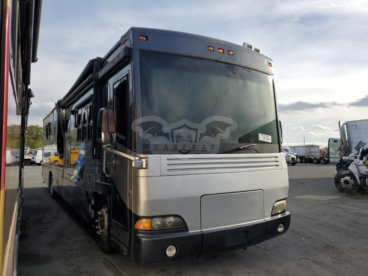 Freightliner X-line X LINE MOTOR HOME 8.9L 6 2007