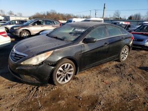 Hyundai Sonata GLS 2.4L 4 2013