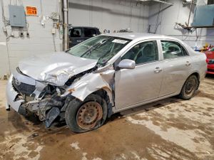 Toyota Corolla BASE 1.8L 4 2010