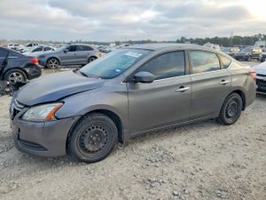 Nissan Sentra S 1.8L 4 2015