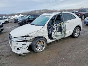 Audi Q3 2.0L 4 2016