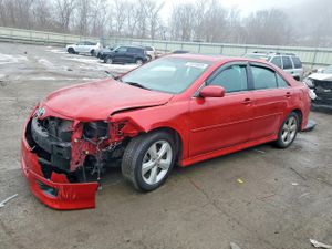 Toyota Camry BASE 2.5L 4 2011