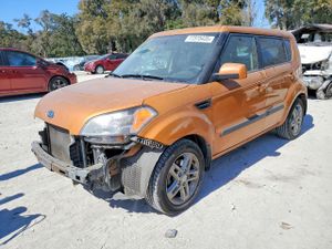 Kia Soul + 2.0L 4 2011