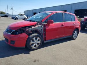 Nissan Versa S 1.8L 4 2012