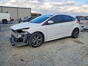 Ford Focus ST 2.0L 4 2015