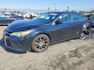 Toyota Camry LE 2.5L 4 2015