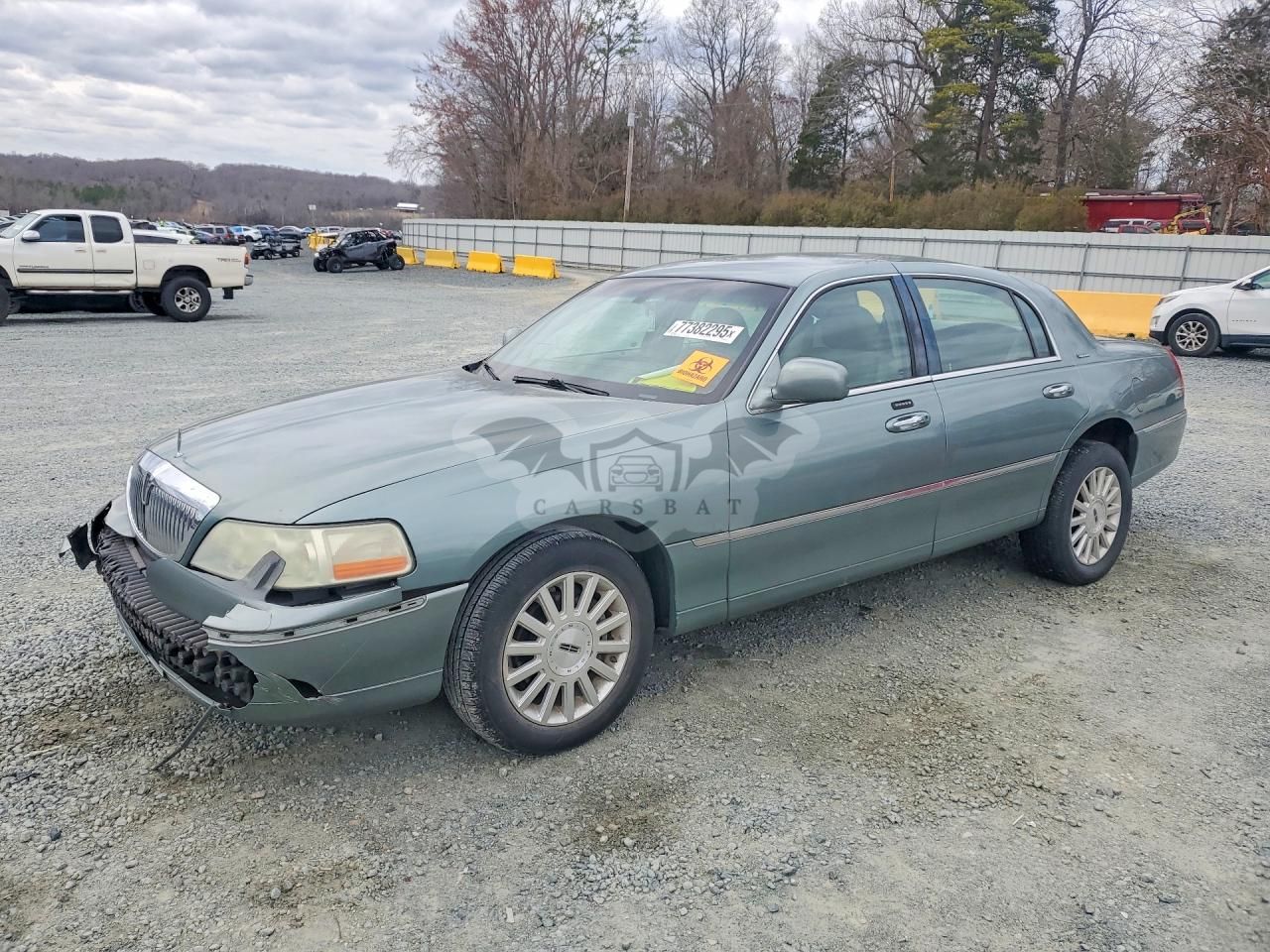 Lincoln Town Car EXECUTIVE 4.6L 8 2004