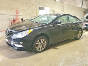 Hyundai Sonata GLS 2.4L 4 2013