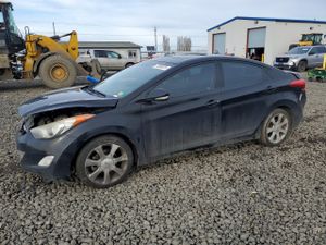 Hyundai Elantra GLS 1.8L 4 2013