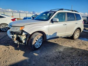 Subaru Forester LIMITED 2.5L 4 2013