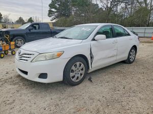 Toyota Camry BASE 2.5L 4 2010