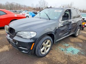 BMW X5 XDRIVE50I 4.4L 8 2013