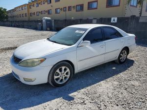 Toyota Camry LE 2.4L 4 2005