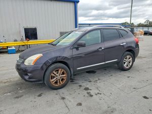 Nissan Rogue S 2.5L 4 2013
