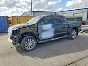 Toyota Tundra CREWMAX LIMITED 5.7L 8 2013