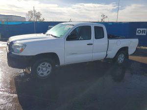 Toyota Tacoma 2.7L 4 2014