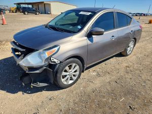 Nissan Versa S 1.6L 4 2015