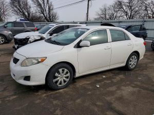 Toyota Corolla BASE 1.8L 4 2010