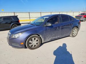 Chevrolet Cruze LS 1.8L 4 2014