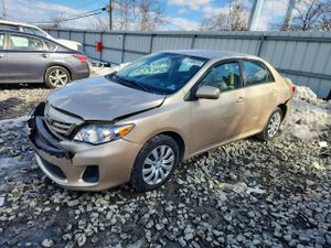 Toyota Corolla BASE 1.8L 4 2013