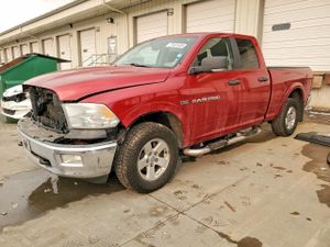 Dodge RAM SLT 5.7L 8 2012