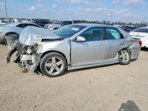 Toyota Camry L 2.5L 4 2013