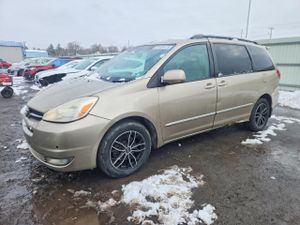 Toyota Sienna XLE 3.3L 6 2004