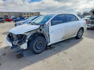 Toyota Corolla BASE 1.8L 4 2011
