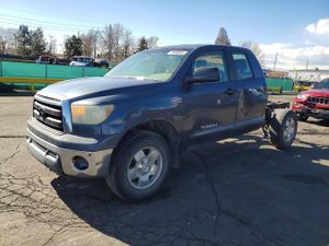 Toyota Tundra DOUBLE CAB SR5 5.7L 8 2010