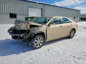 Toyota Camry BASE 2.5L 4 2011